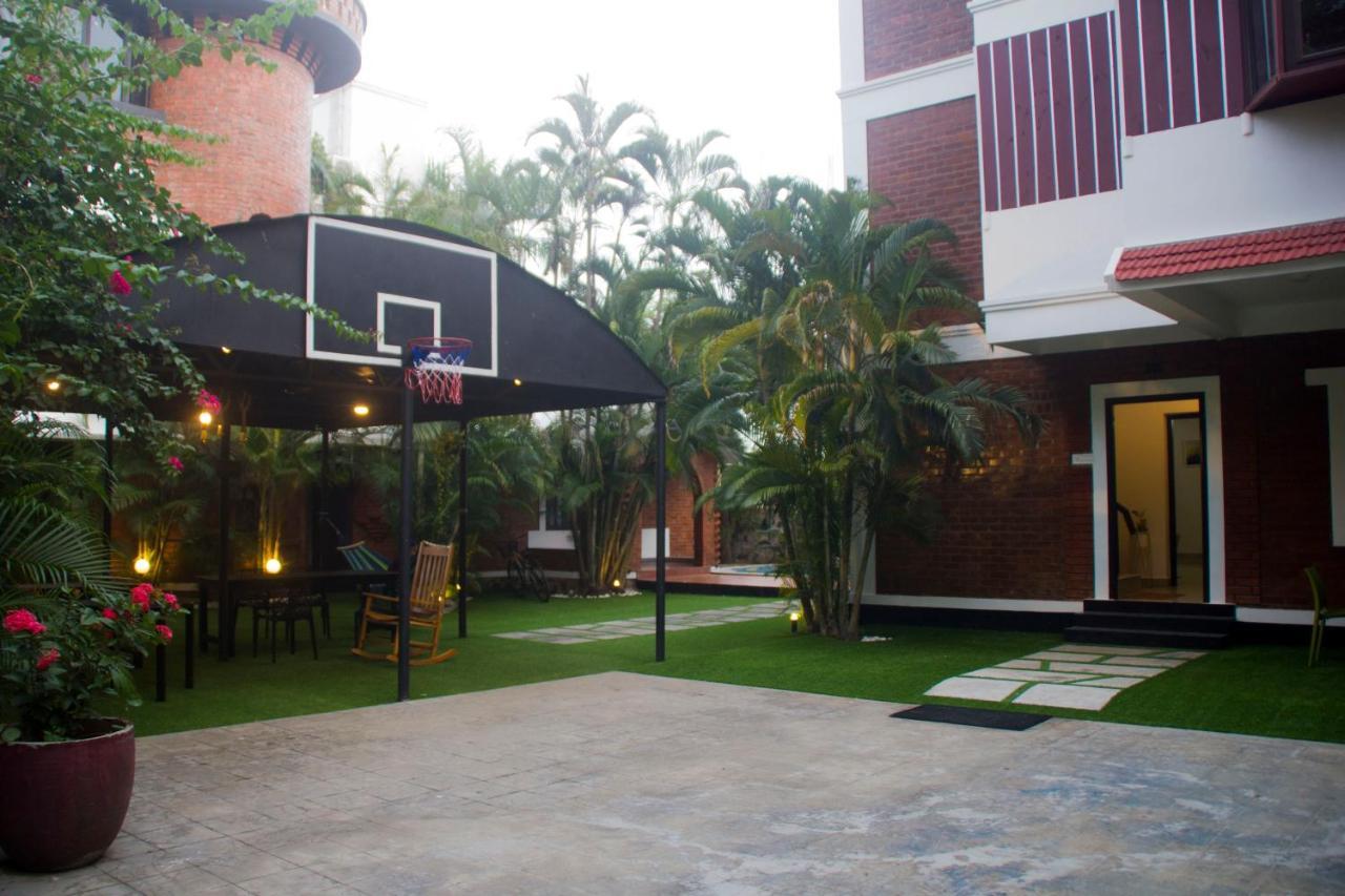 Brick Castle Hotel Chennai Exterior foto