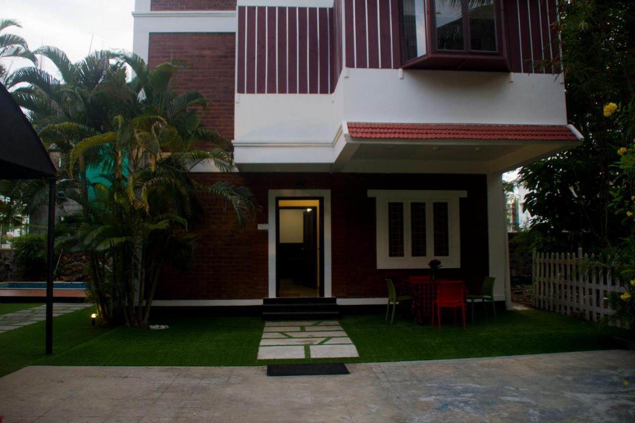 Brick Castle Hotel Chennai Exterior foto